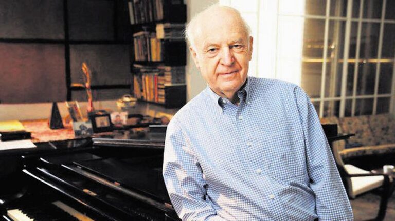 אריה ורדי עם פסנתר